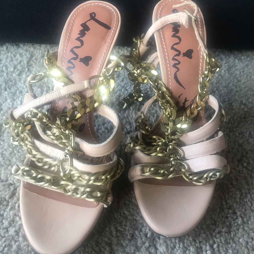 Lavin Strappy Tan and Gold Chain Sandal